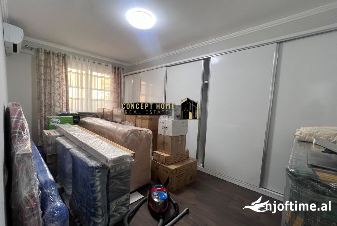 Shtepi ne shitje Apartament ne Tirane, 2+1, Mobilimi E mobiluar, Pagesa 295,001  Euro.