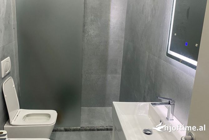 Shtepi me qera 1+1 ne Tirane - 400 Euro