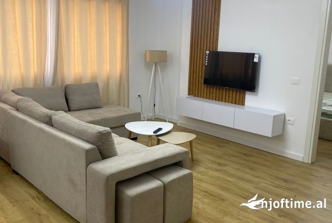 Shtepi me qera 1+1 ne Tirane - 400 Euro