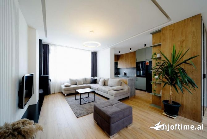 Shtepi me qera Apartament ne Tirane, 2+1, Mobilimi E mobiluar, Pagesa 900  Euro.