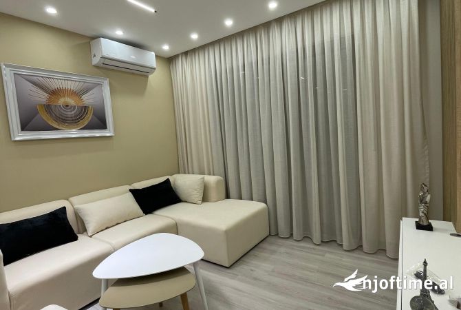 Shtepi me qera Apartament ne Tirane, 2+1, Mobilimi E mobiluar, Pagesa 650  Euro.