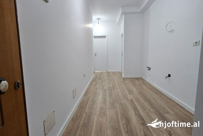 Shtepi ne shitje 1+1 ne Tirane - 132,000 Euro