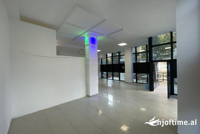 Ambient biznesi me qera 1+1 ne Tirane - 850 Euro