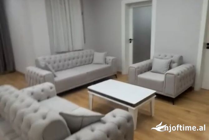 Shtepi ne shitje 2+1 ne Tirane - 180,000 Euro
