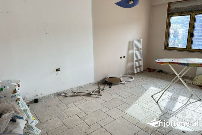 Shtepi ne shitje 2+1 ne Tirane - 370,000 Euro
