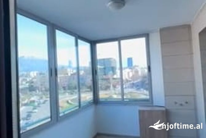 Shtepi me qera 2+1 ne Tirane - 1,000 Euro