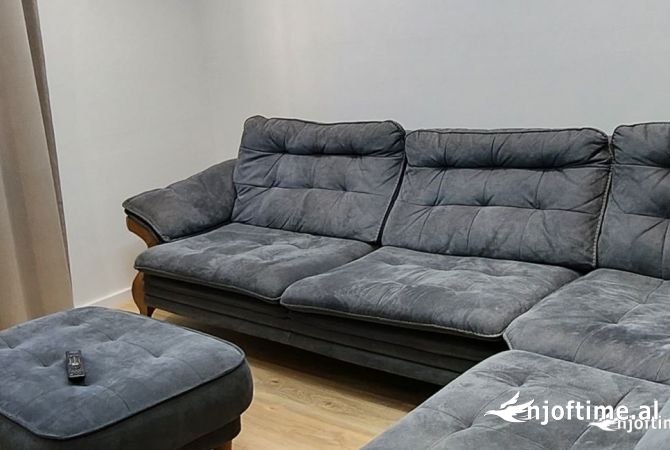 Shtepi me qera Shtepi Private ne Tirane, 1+1, Mobilimi E mobiluar, Pagesa 600  Euro.