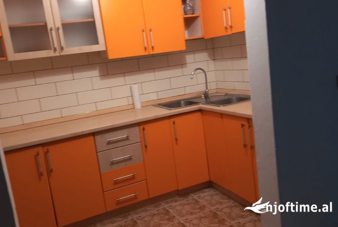 Shtepi ne shitje 1+1 ne Tirane - 65,000 Euro