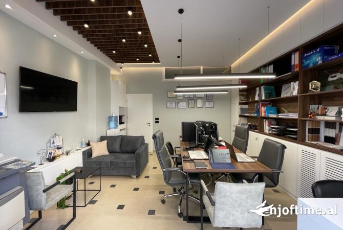 Ambient biznesi ne shitje 3+1 ne Tirane - 98,000 Euro
