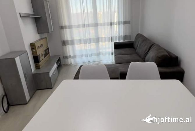Shtepi me qera 2+1 ne Tirane - 550 Euro