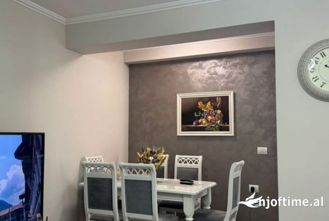 Shtepi ne shitje 2+1 ne Tirane - 280,000 Euro