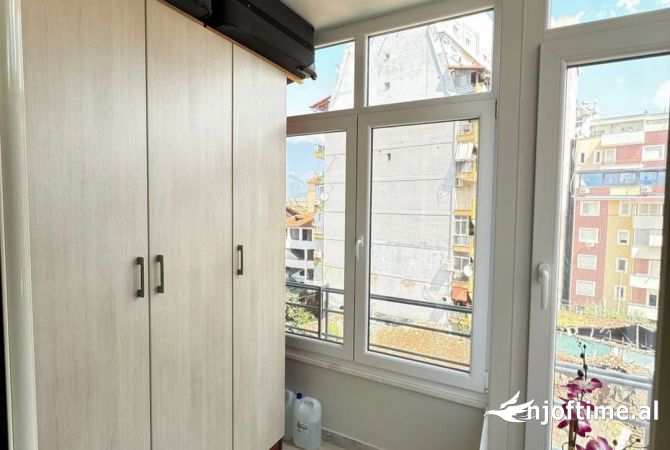 Shtepi ne shitje Apartament ne Tirane, 2+1, Mobilimi E mobiluar, Pagesa 280,000  Euro.