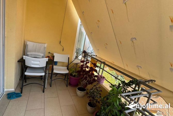 Shtepi ne shitje Apartament ne Tirane, 2+1, Mobilimi E mobiluar, Pagesa 280,000  Euro.