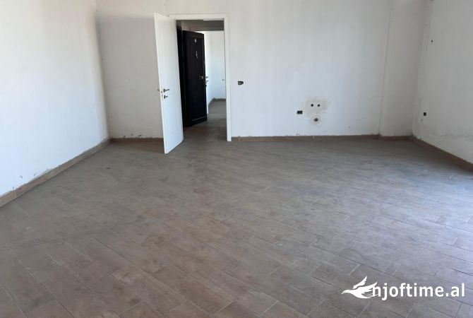 Shtepi ne shitje 2+1 ne Tirane - 114,100 Euro