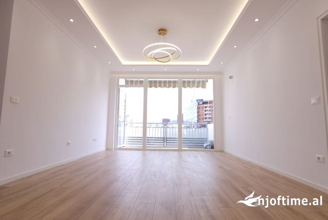 Shtepi ne shitje 2+1 ne Tirane - 210,000 Euro