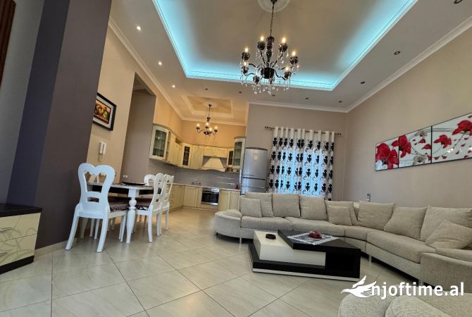 Casa in affitto 2+1 a Tirana - 800 Euro