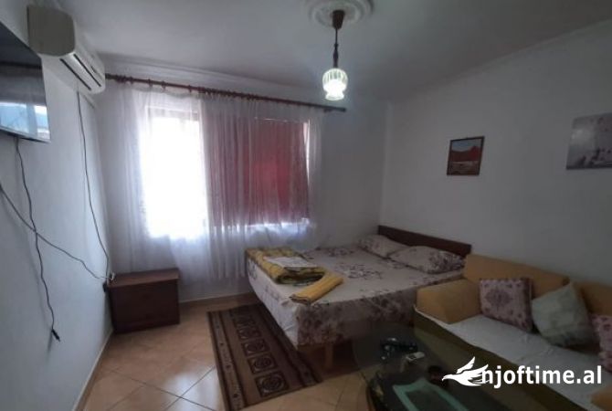 Shtepi me qera 2+1 ne Tirane - 500 Euro