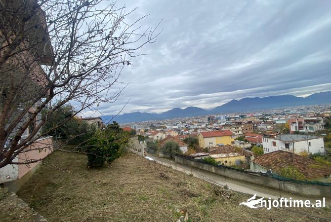 Shtepi ne shitje 4+1 ne Tirane - 185,000 Euro