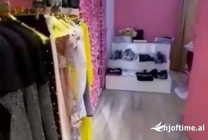 Ambient biznesi me qera 1+1 ne Tirane - 900 Euro