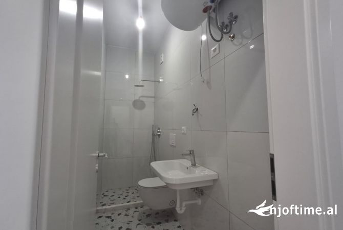 Shtepi ne shitje 1+1 ne Tirane - 90,000 Euro