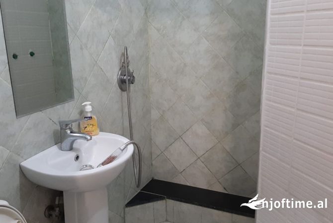 Casa in affitto Garsoniere a Tirana - 350 Euro
