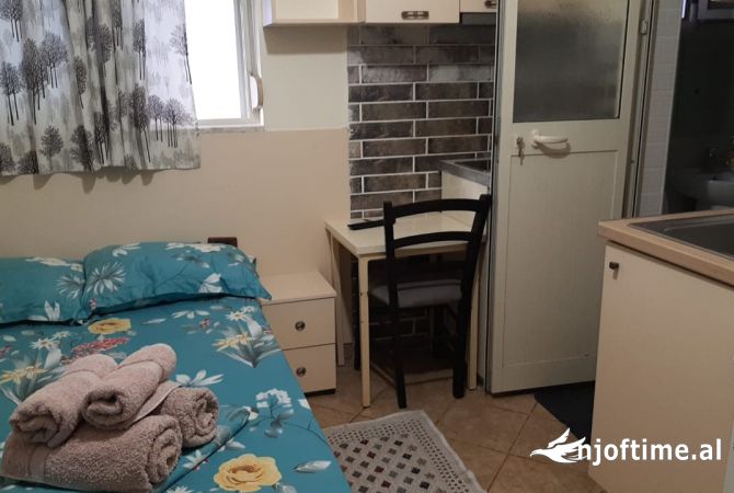 Shtepi me qera Garsoniere ne Tirane - 350 Euro