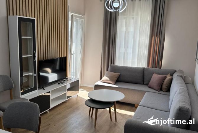 Shtepi me qera 2+1 ne Tirane - 500 Euro