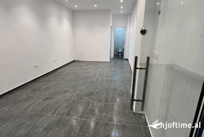 Ambient biznesi ne shitje 1+1 ne Tirane - 72,000 Euro