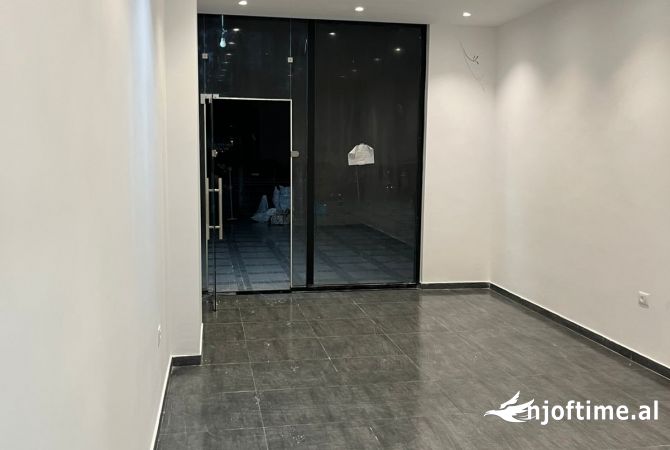 Ambient biznesi me qera 1+1 ne Tirane - 350 Euro