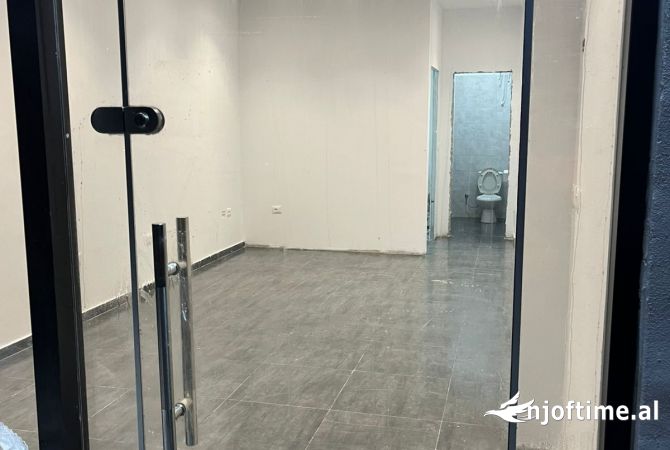 Ambient biznesi me qera 1+1 ne Tirane - 350 Euro