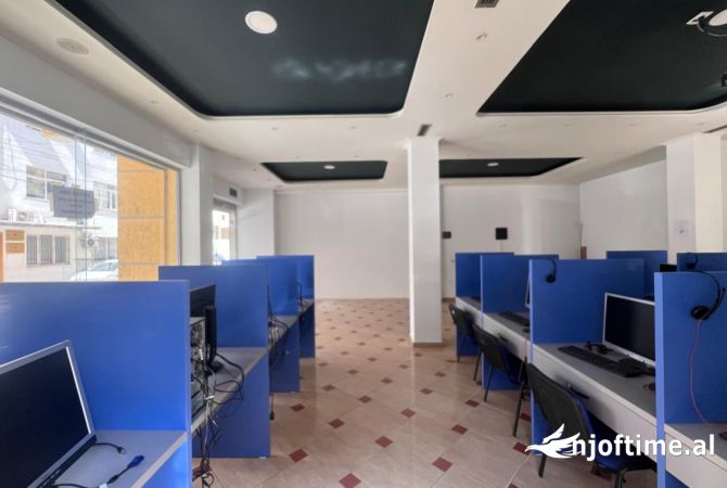 Ambient biznesi me qera 3+1 ne Tirane - 800 Euro