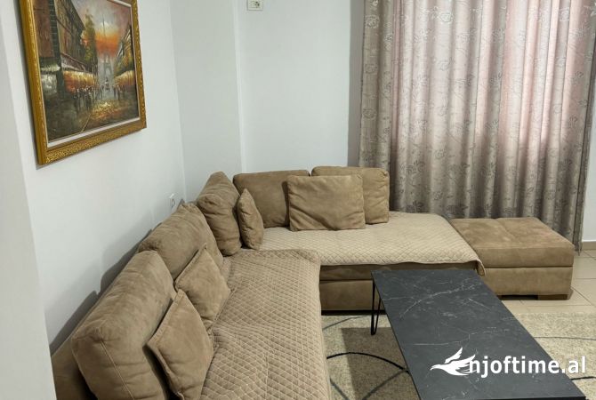 Shtepi me qera 1+1 ne Tirane - 500 Euro