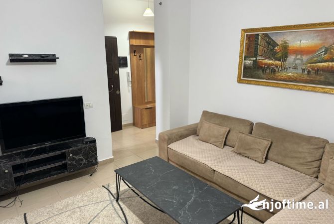 Shtepi me qera 1+1 ne Tirane - 500 Euro