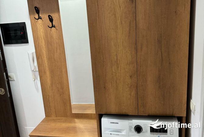 Shtepi me qera Apartament ne Tirane, 1+1, Mobilimi E mobiluar, Pagesa 500  Euro.