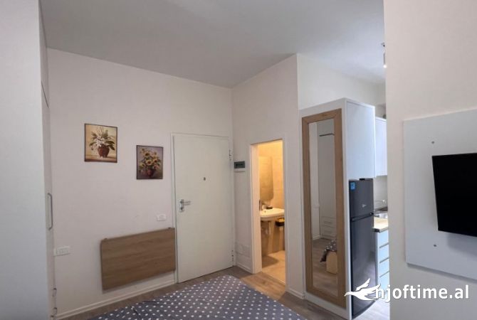 Shtepi me qera Garsoniere ne Tirane - 350 Euro