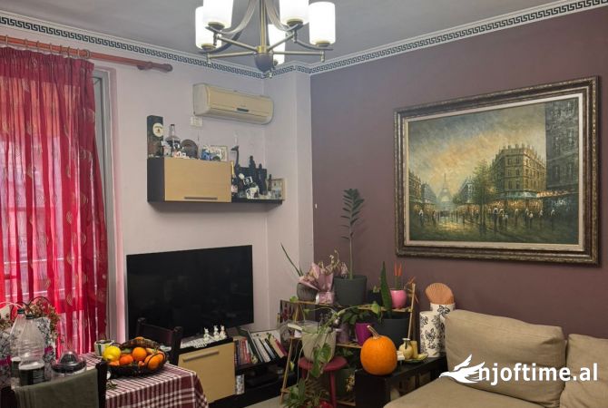 Shtepi me qera 2+1 ne Tirane - 600 Euro