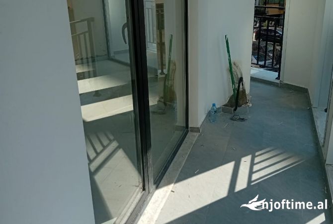 Apartment for rent in Tirana 2+1, Emty