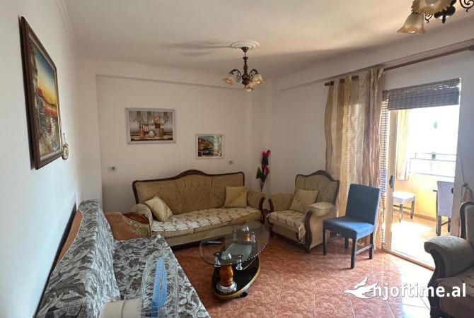 Shtepi ne shitje Apartament ne Durres, 1+1, Mobilimi E mobiluar, Pagesa 75,000  Euro.