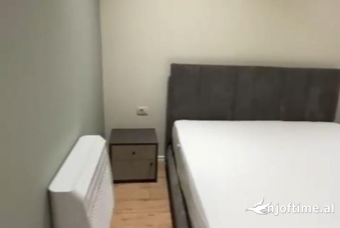 Shtepi me qera Apartament ne Tirane, 1+1, Mobilimi E mobiluar, Pagesa 500  Euro.