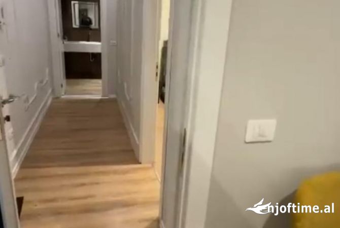 Shtepi me qera Apartament ne Tirane, 1+1, Mobilimi E mobiluar, Pagesa 500  Euro.