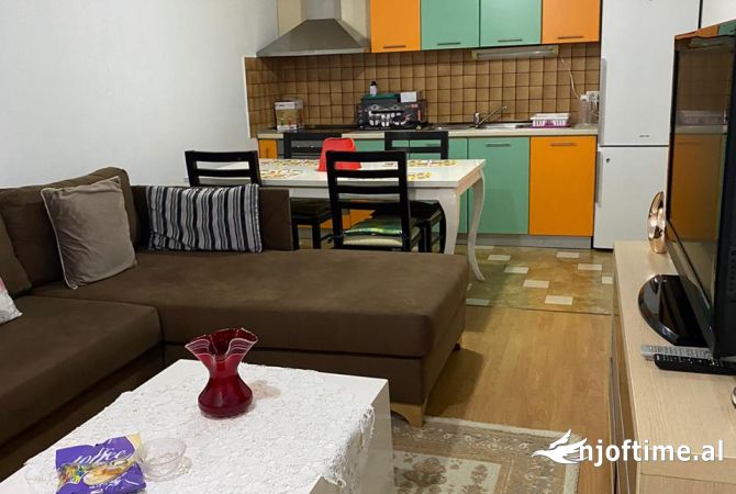 Shtepi me qera 2+1 ne Tirane - 500 Euro