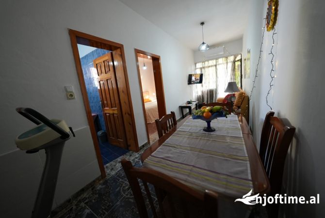 Shtepi me qera Apartament ne Tirane, 1+1, Mobilimi E mobiluar, Pagesa 35,000  Leke.