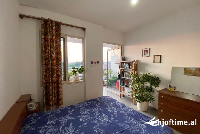 Shtepi me qera Apartament ne Tirane, 2+1, Mobilimi E mobiluar, Pagesa 450  Euro.