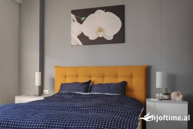Shtepi me qera 1+1 ne Tirane - 1,200 Euro