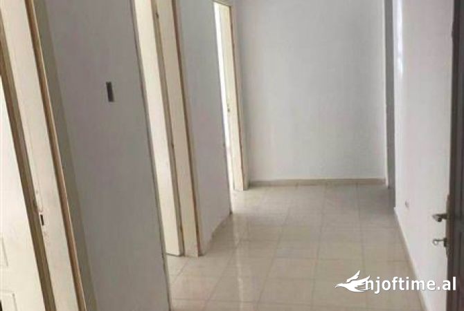 Shtepi ne shitje 1+1 ne Tirane - 85,000 Euro