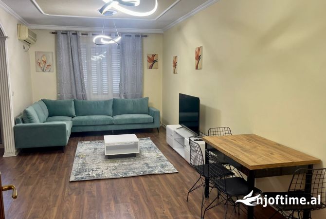 Shtepi me qera 3+1 ne Tirane - 800 Euro