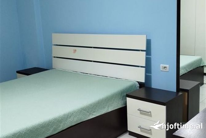 Shtepi me qera 2+1 ne Tirane - 550 Euro