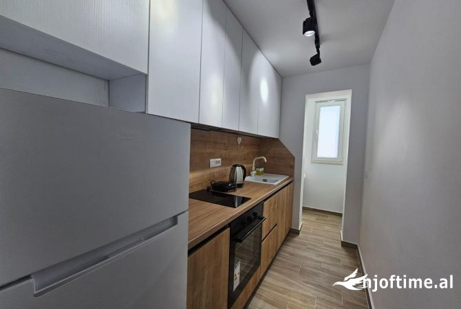Shtepi me qera 1+1 ne Tirane - 530 Euro