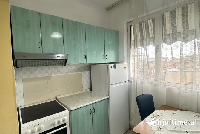 Shtepi me qera Garsoniere ne Tirane - 38,000 Leke
