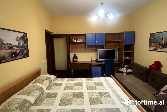 Shtepi me qera Garsoniere ne Tirane - 38,000 Leke